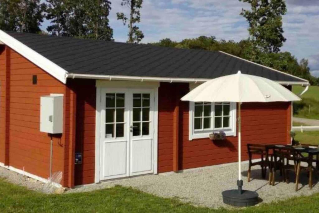 Cozy Cottage Near Lake Hässleholm Εξωτερικό φωτογραφία