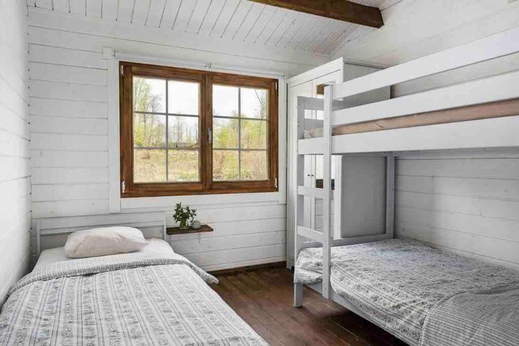 Cozy Cottage Near Lake Hässleholm Εξωτερικό φωτογραφία